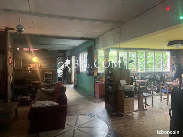 Maison 4 pièces 165 m²