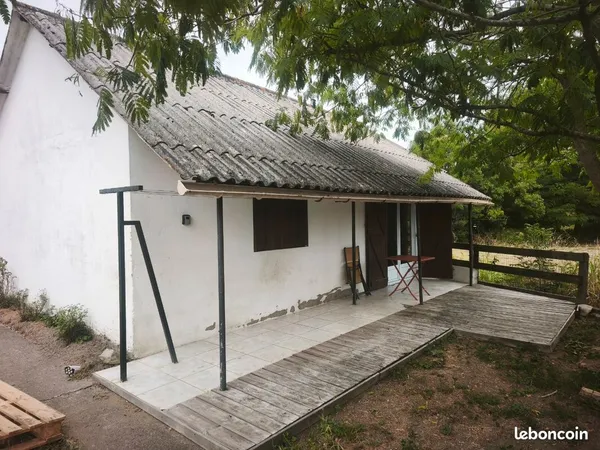 T2 meublé avec terrasse