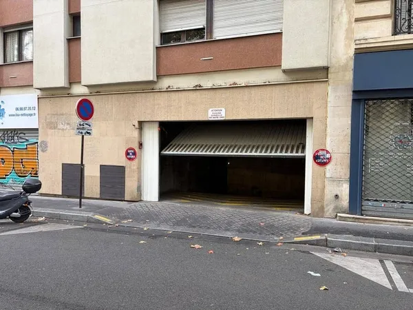 Parking 11 m²