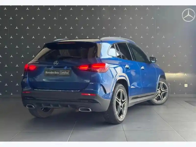 Mercedes Gla 200 d amg line — photo 27