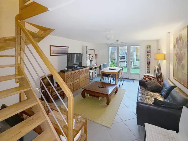 Très bon état général, lumineux, 4 chambres, quartier recherché,