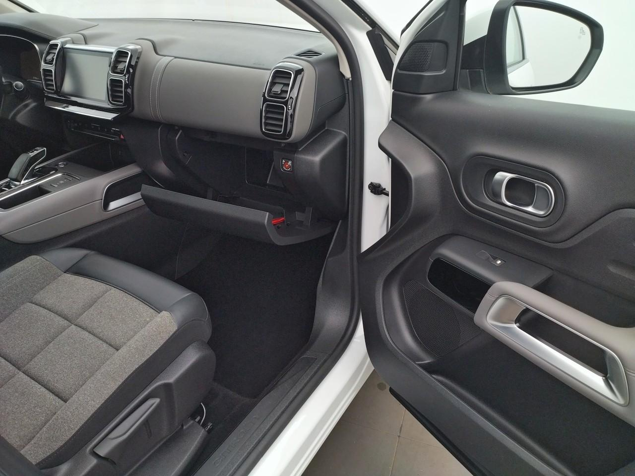 Citroën C5 Aircross hybride rechargeable 225 e-eat8 c-series — photo 26