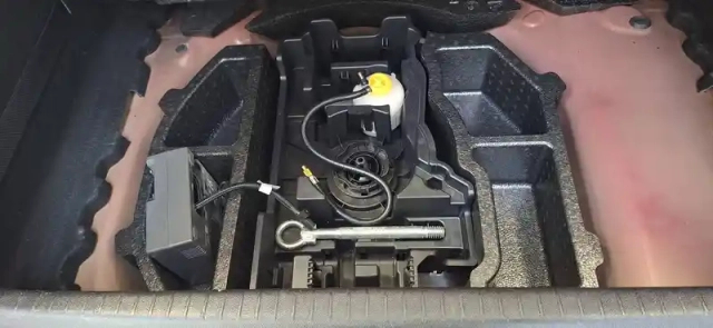 Peugeot 208 bluehdi 100 s&amp;s bvm6 — photo 6