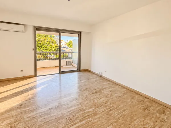 Studio 1 pièce 23 m²