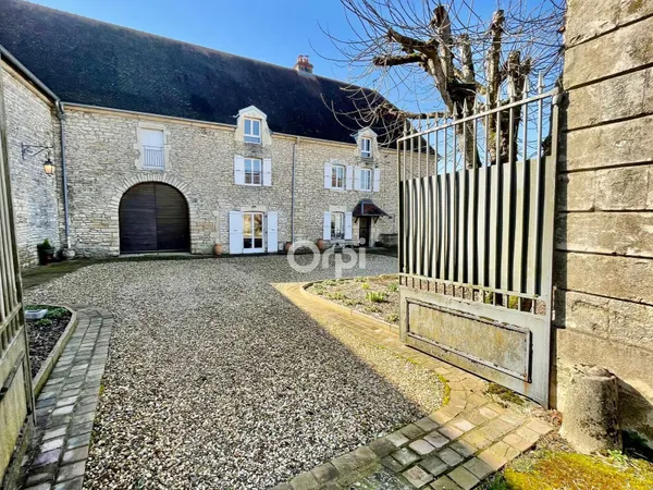 Maison 5 pièces 285 m²