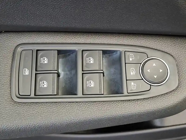 Renault Clio tce 90 — photo 28