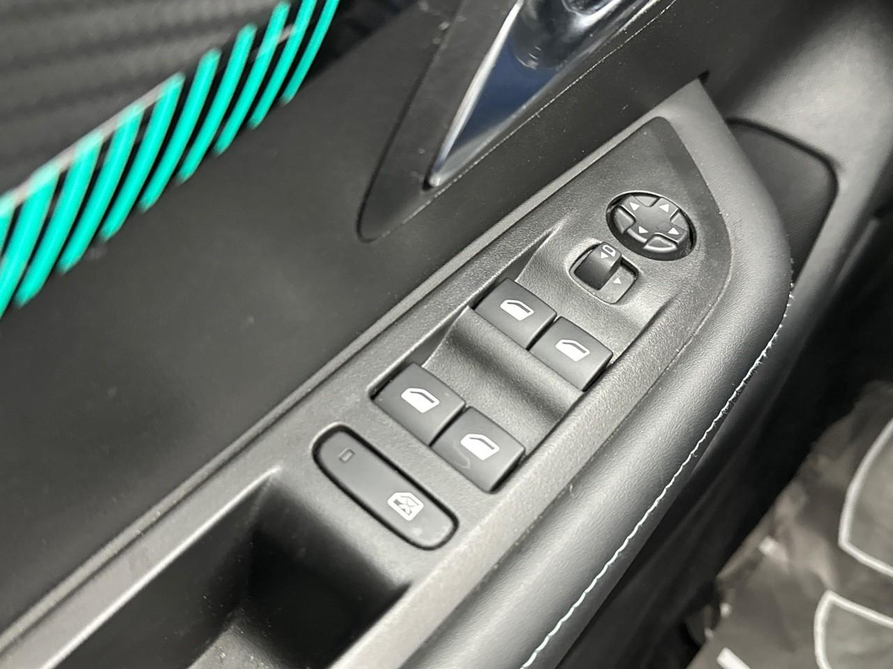 Peugeot 208 puretech 100 s&s eat8 active pack — photo 15