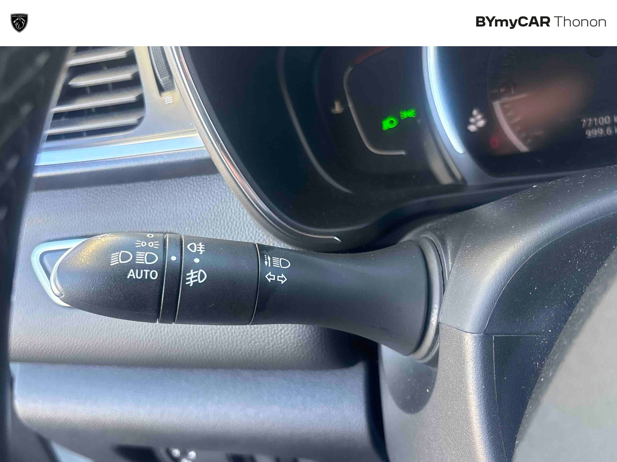 Renault Kadjar Blue dCi 115 — photo 31