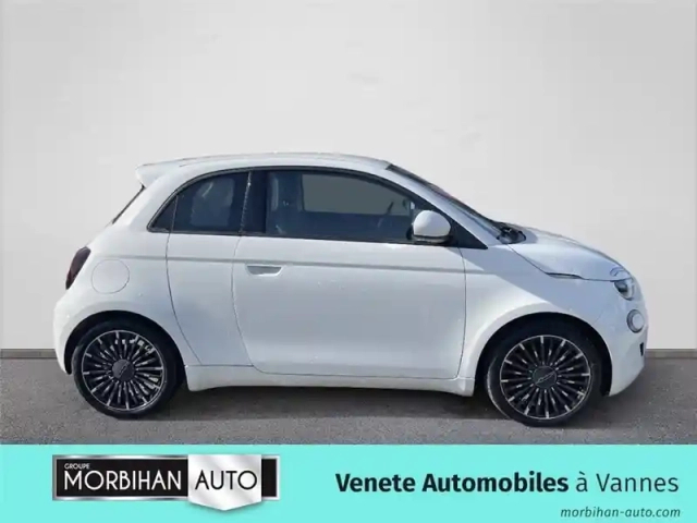 Fiat 500 3+1 e 95 ch — photo 30