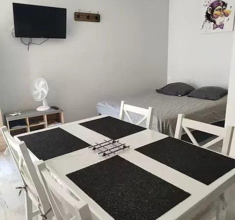 Studio meublé