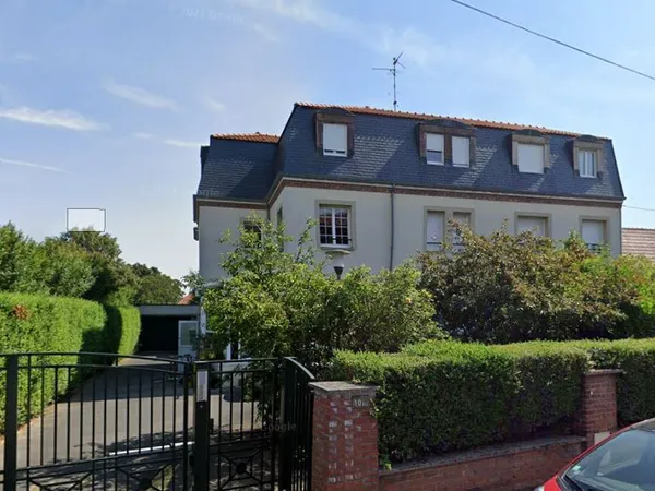 🏡 T3 de 70 m² avec grande baie vitrée, terrasse plein sud, parking couvert et cave - Lesquin (59810)