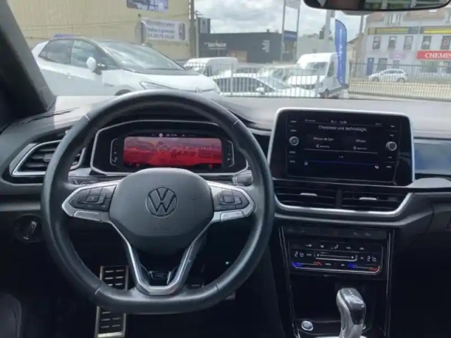 Volkswagen T-Roc 2.0 tdi 150ch r-line dsg7 — photo 15