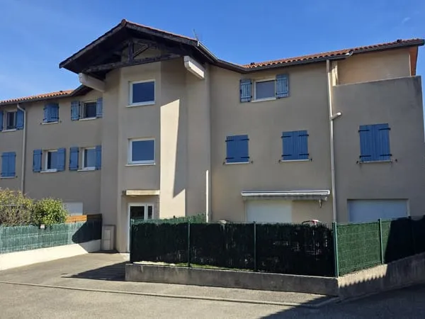 Appartement T4 De 83 M2 Avec 2 Terrasses Et Grand Garage