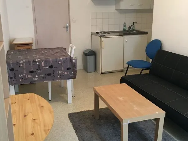 Appartement meublé bon état bien isolé