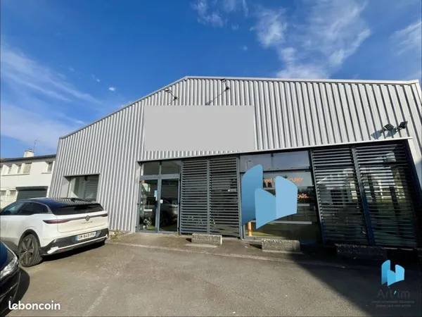 Local 240 m² Le Mans