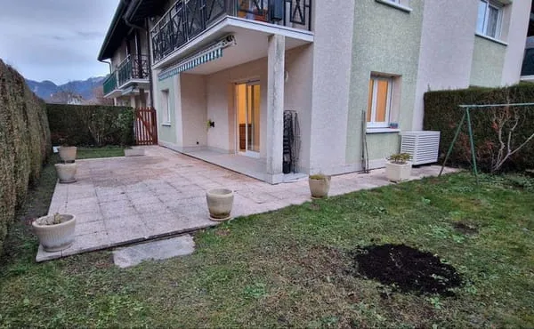 T2 MEUBLÉ REZ DE JARDIN