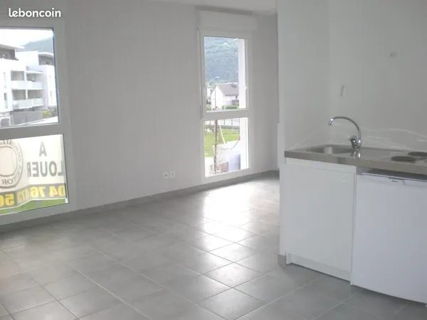 Studio 1 pièce 33 m²