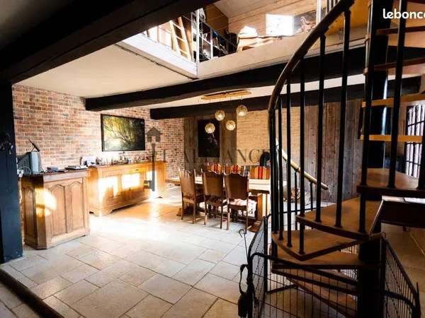 Propriété 11 pièces 249 m²