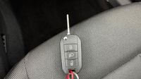 Citroen C4 1.2 Hybride 145ch PLUS e-DCS6 — photo 16