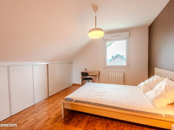 Chambre meublée en colocation - appartement rénové, Viry (74580)
