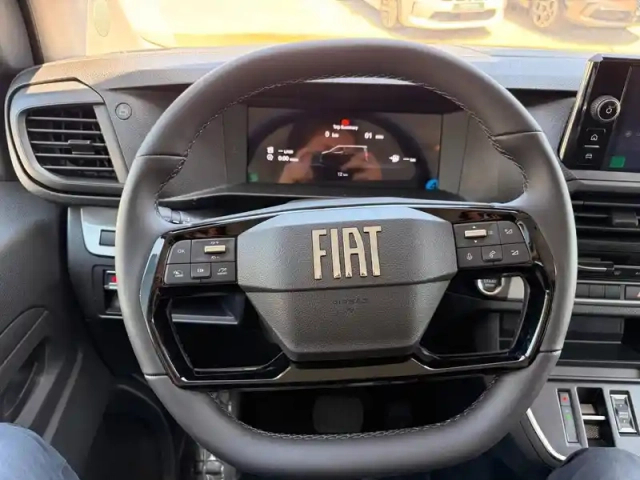 Fiat Scudo fg m 2.2 diesel 180ch cabine approfondie fixe s-design automatique — photo 13