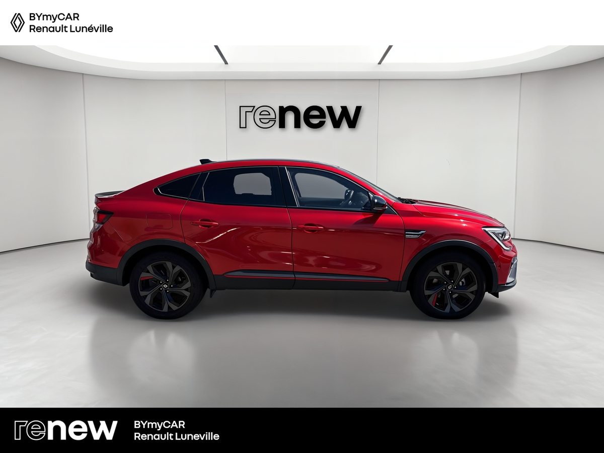 Renault Arkana E-Tech 145 - 21B — photo 6