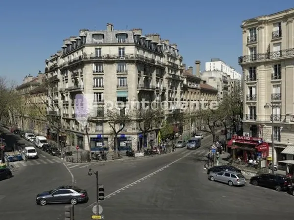 Local commercial 201 m²