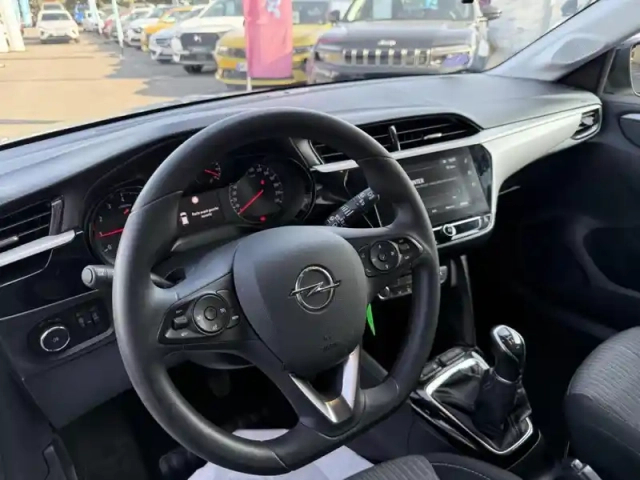 Opel Corsa 1.2 75ch connect — photo 10