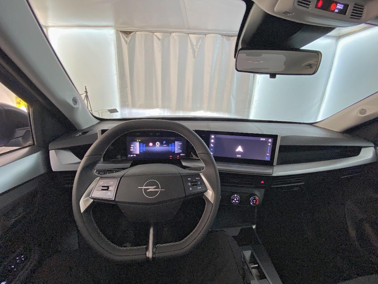 Opel Frontera electric 113 ch batterie 44 kwh edition — photo 12