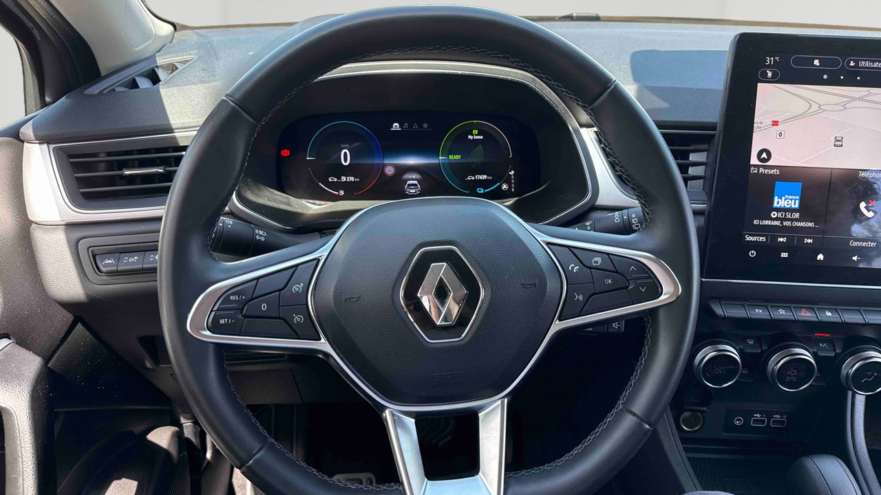 Renault Captur E-Tech hybride 145 — photo 10