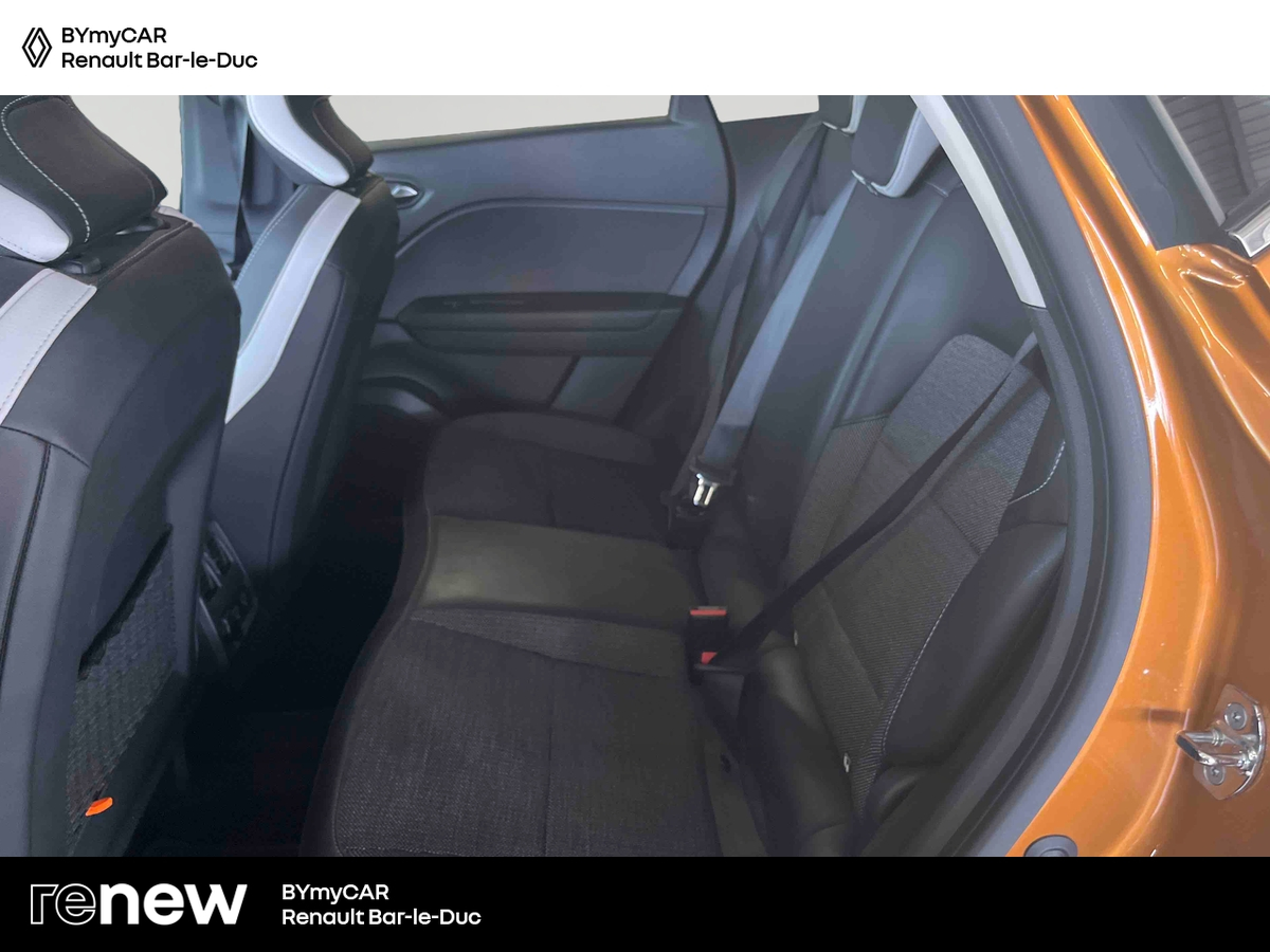Renault Captur TCe 130 EDC FAP — photo 12