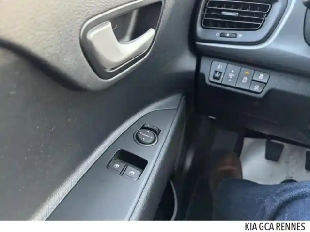 Kia Rio 1.2 dpi 84ch motion — photo 8