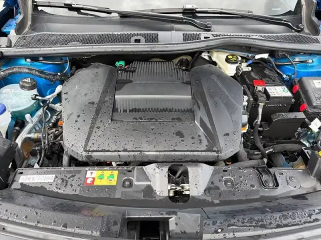 Peugeot 2008 electrique 136 ch — photo 39