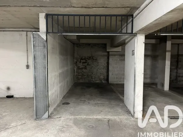 Parking 13 m²