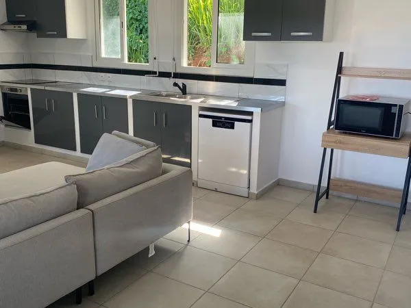 Appartement meublé vue mer Petit Bourg