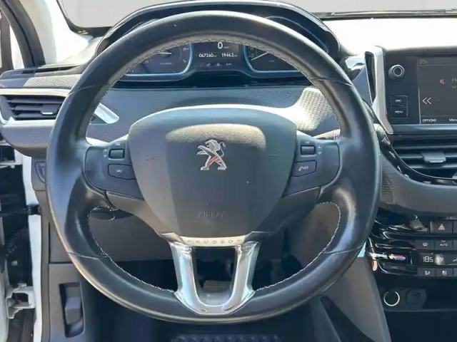 Peugeot 2008 1.2 puretech 110ch e6.c allure s&amp;s eat6 — photo 12