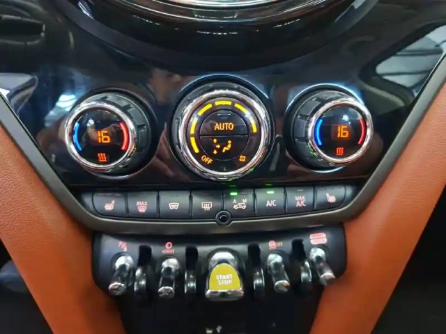 Mini Mini countryman 125 - 95 ch all4 bva6 — photo 28