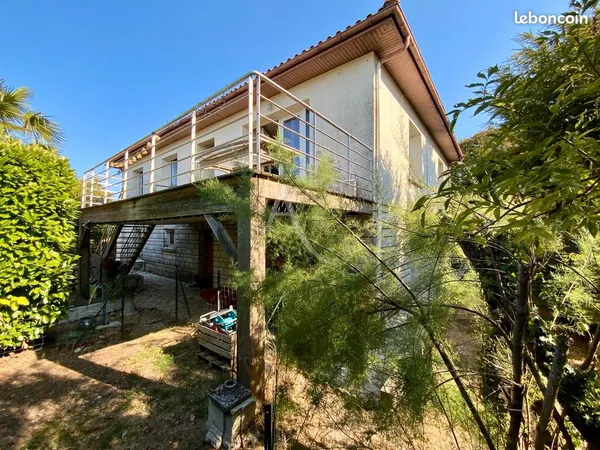 Maison 6 pièces 197 m²