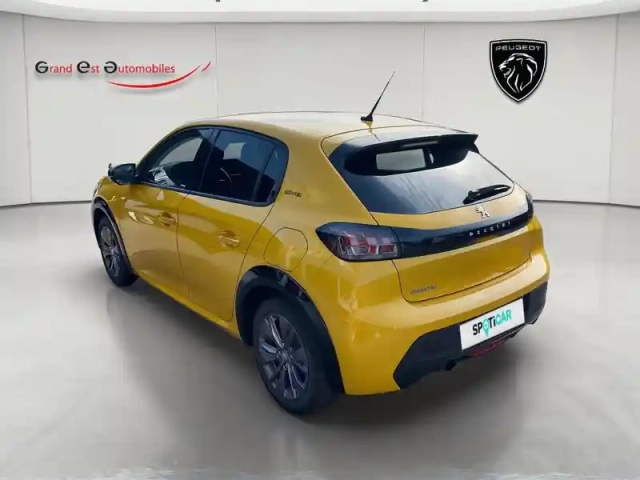 Peugeot 208 e- 136ch style — photo 3
