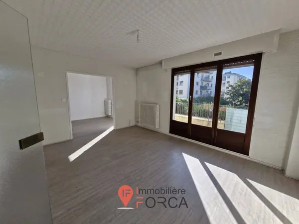 Appartement 5 pièces 90 m²
