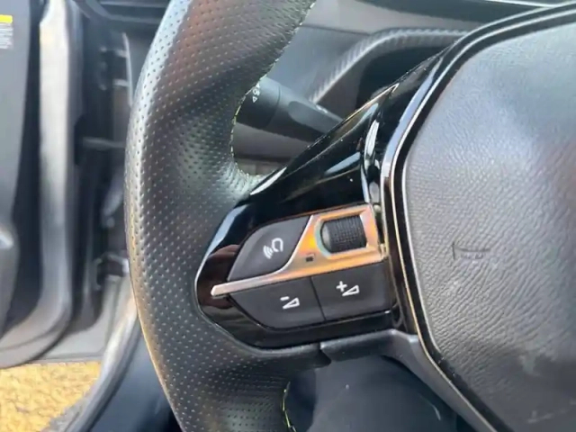 Peugeot 208 bluehdi 100 s&amp;s bvm6 — photo 80