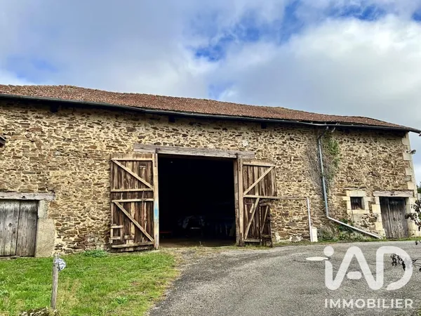 Maison 1 pièce 176 m²