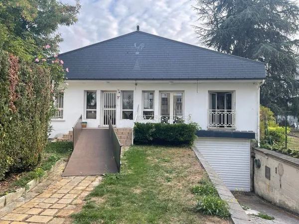 Maison 6 pièces 195 m²