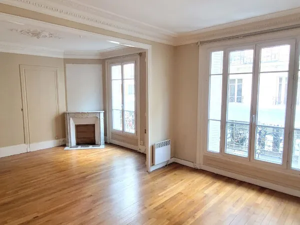 Appartement Courbevoie 4 pièces 72.53 m2