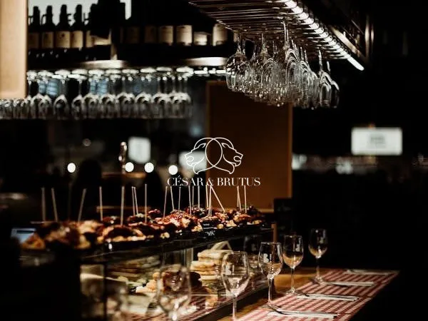 BAR - RESTAURANT
