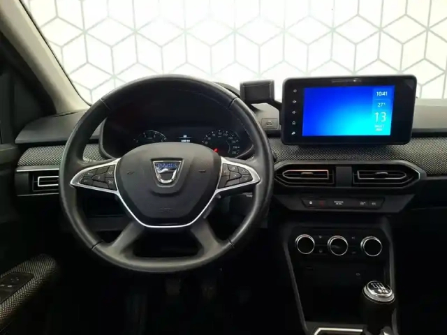 Dacia Jogger tce 110 5 places — photo 14