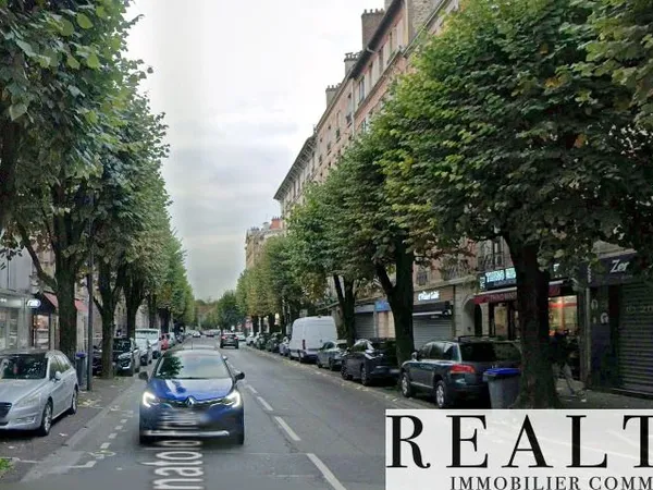 Local commercial 147 m²