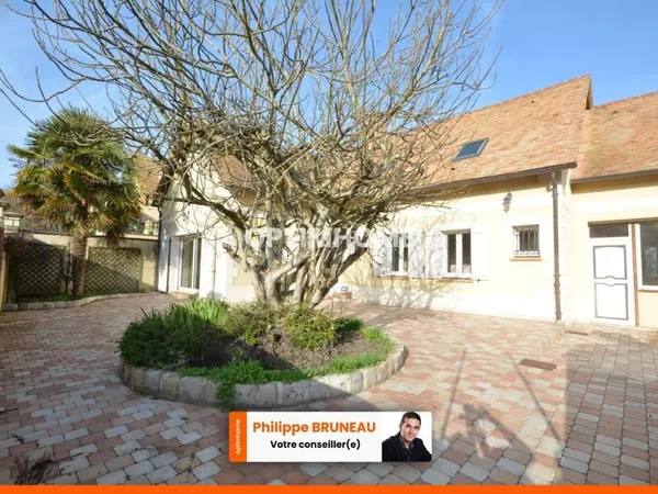 Grande maison familiale avec potentiel professionnel intégré