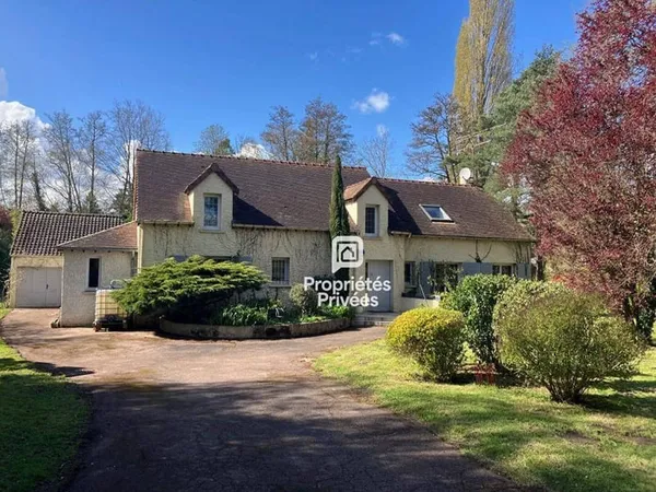 Maison 8 pièces 238 m²