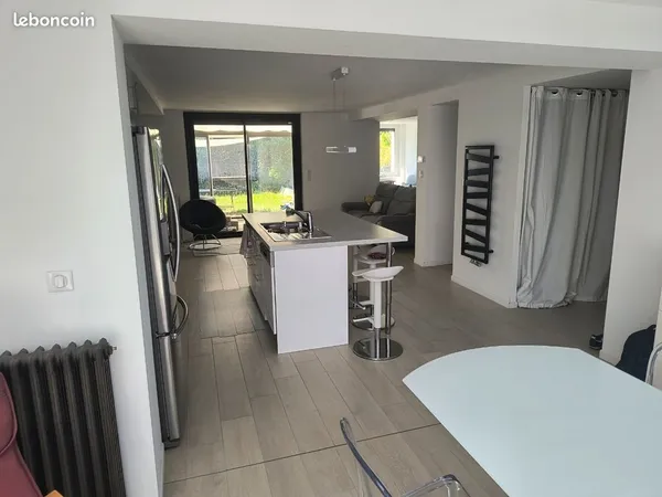Maison T4/5 proche métro Argoulets